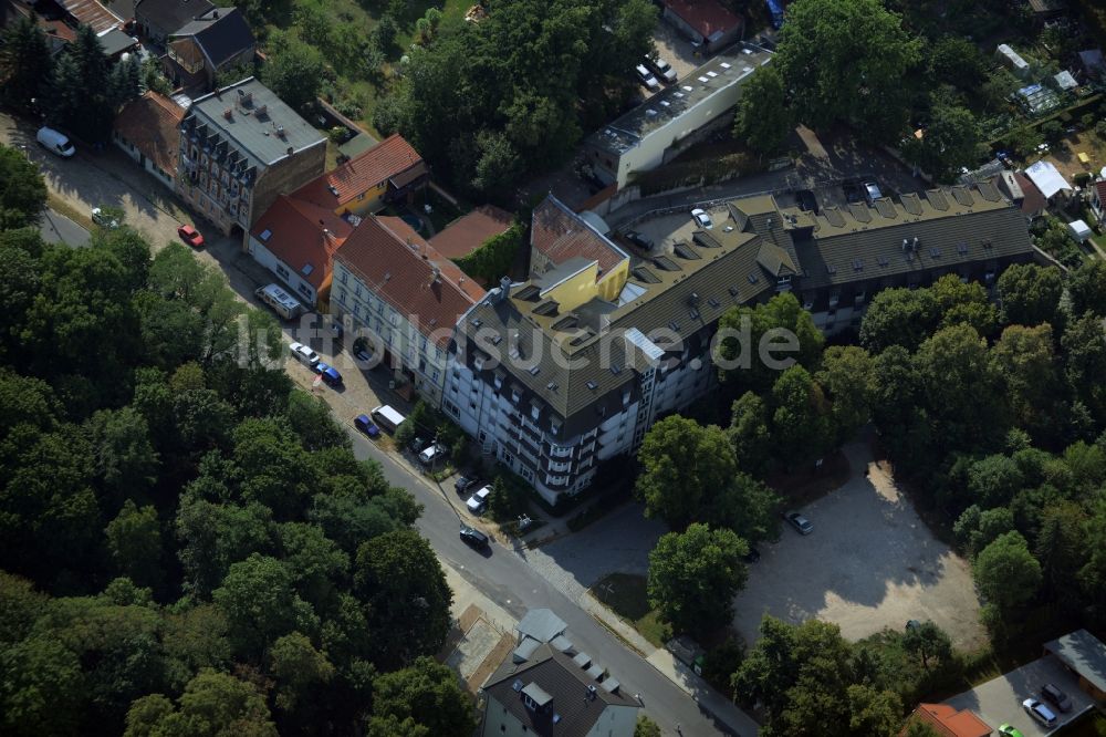 Hoppegarten aus der Vogelperspektive: Gebäudekomplex der Hotelanlage Hotel Mardin an der Köpenicker Straße in Hoppegarten im Bundesland Brandenburg