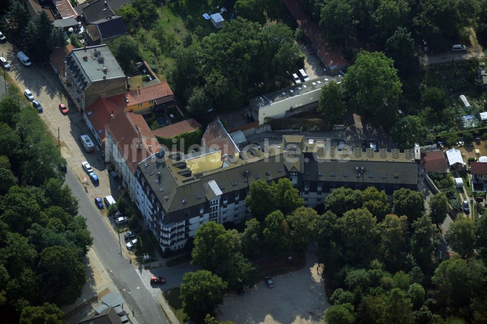 Luftbild Hoppegarten - Gebäudekomplex der Hotelanlage Hotel Mardin an der Köpenicker Straße in Hoppegarten im Bundesland Brandenburg