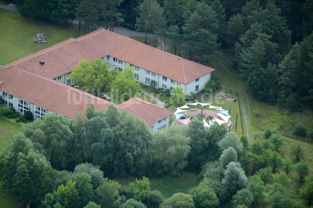 Luftaufnahme Templin - Gebäudekomplex der Hotelanlage Landsitz-Hotel in Templin im Bundesland Brandenburg