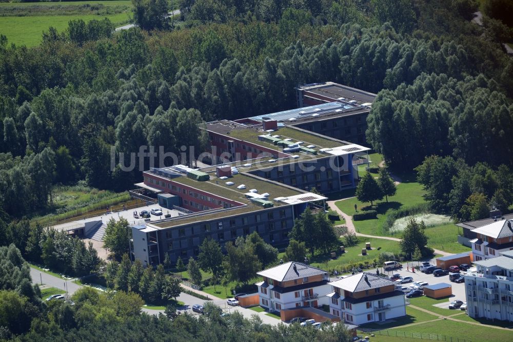 Luftbild Dierhagen - Gebäudekomplex der Hotelanlage Ostseehotel in Dierhagen im Bundesland Mecklenburg-Vorpommern