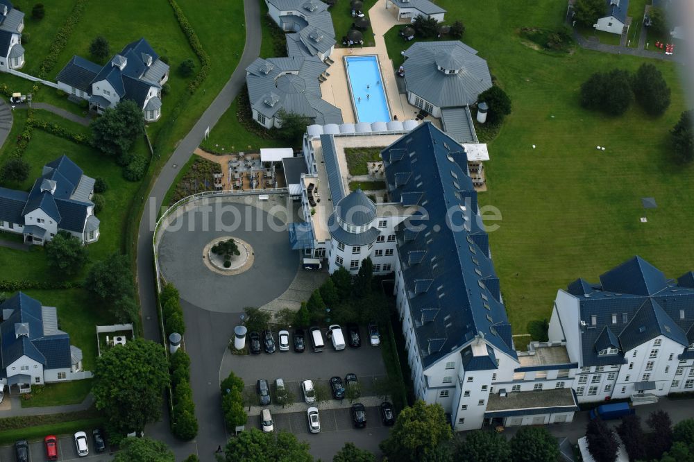 Luftbild Werder (Havel) - Gebäudekomplex der Hotelanlage Precise Resort Schwielowsee Am Schwielowsee im Ortsteil Petzow in Werder (Havel) im Bundesland Brandenburg, Deutschland