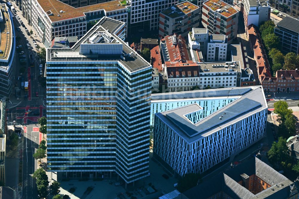 Luftbild Hamburg - Gebäudekomplex der Hotelanlage Scandic Emporio im Emporio Quartier im Ortsteil Neustadt in Hamburg, Deutschland