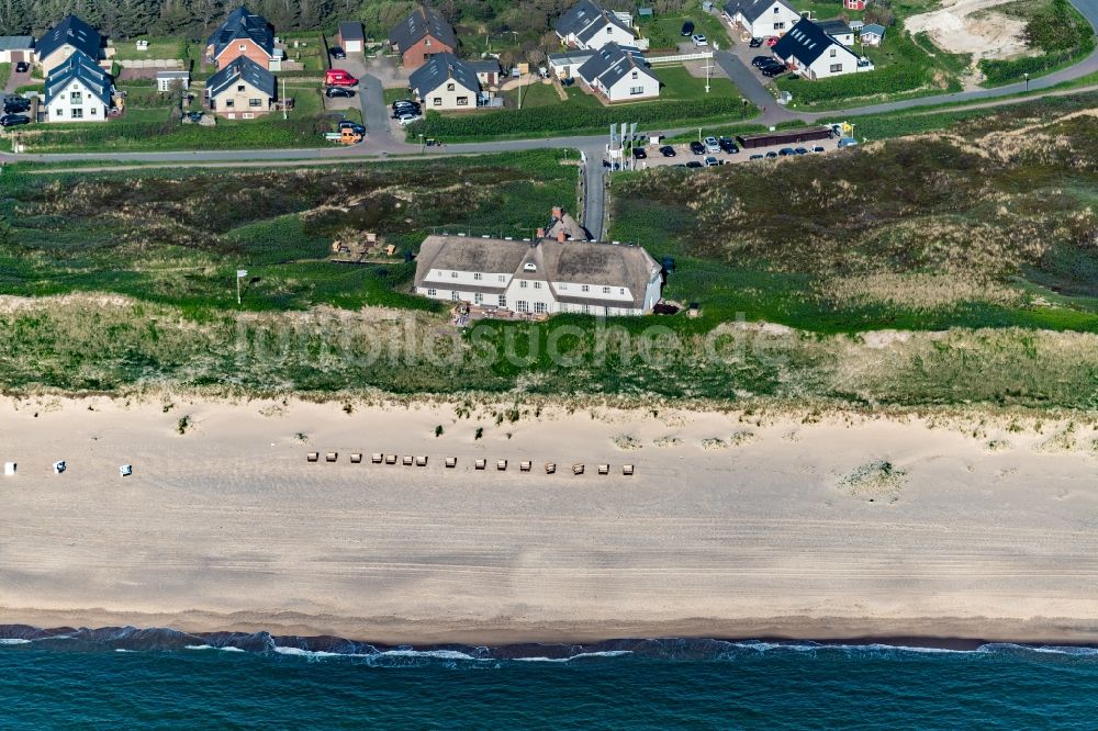 Luftaufnahme Sylt - Gebäudekomplex der Hotelanlage SÖL`Ring Hof im Ortsteil Rantum (Sylt) in Sylt im Bundesland Schleswig-Holstein, Deutschland