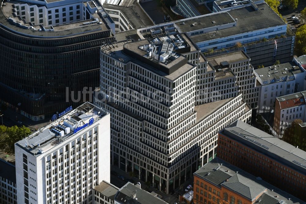 Luftaufnahme Berlin - Gebäudekomplex der Hotelanlage Sofitel Berlin Kurfürstendamm in Berlin, Deutschland