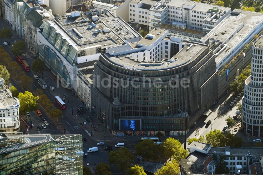 Berlin von oben - Gebäudekomplex der Hotelanlage Swissotel an der Augsburger Straße im Ortsteil Charlottenburg-Wilmersdorf in Berlin, Deutschland