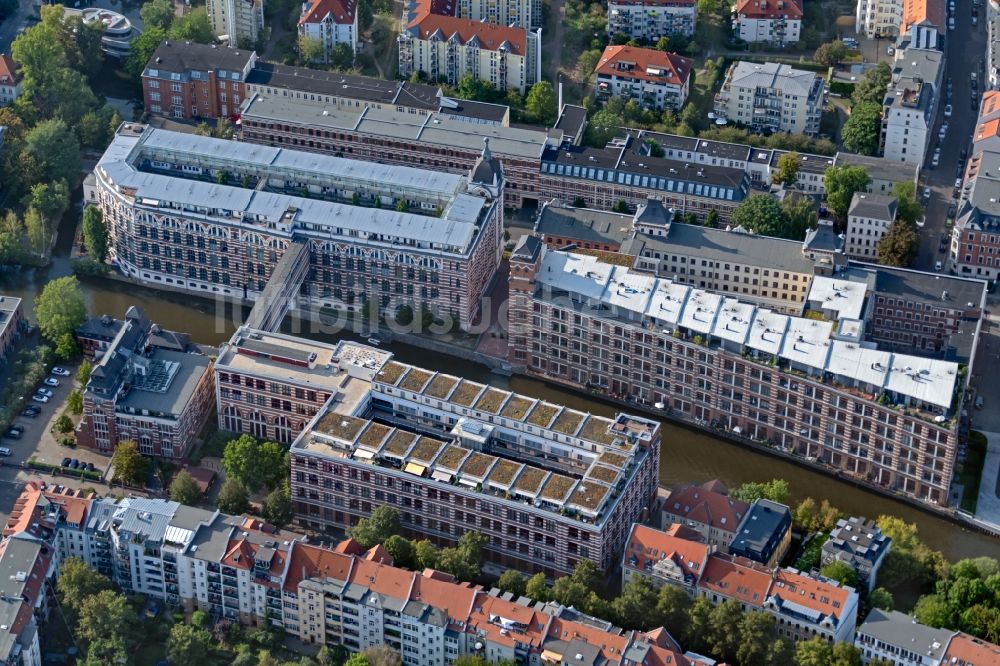 Luftaufnahme Leipzig - Gebäudekomplex der Hotelanlage TRINOM Business Apartments, Elster Lofts im Büro- und Geschäftshausviertel an der Nonnenstraße im Ortsteil Plagwitz in Leipzig im Bundesland Sachsen