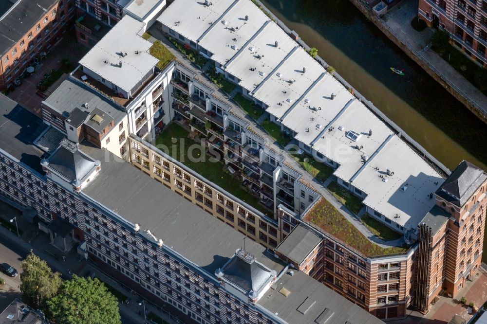 Leipzig von oben - Gebäudekomplex der Hotelanlage TRINOM Business Apartments, Elster Lofts an der Nonnenstraße im Ortsteil Plagwitz in Leipzig im Bundesland Sachsen