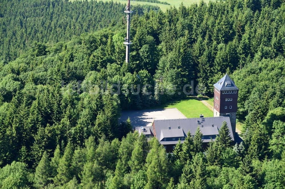 Luftbild Bärenstein - Gebäudekomplex der Hotelanlage Unterkunftshaus auf dem Bärenstein an der Bergstraße in Bärenstein im Bundesland Sachsen, Deutschland