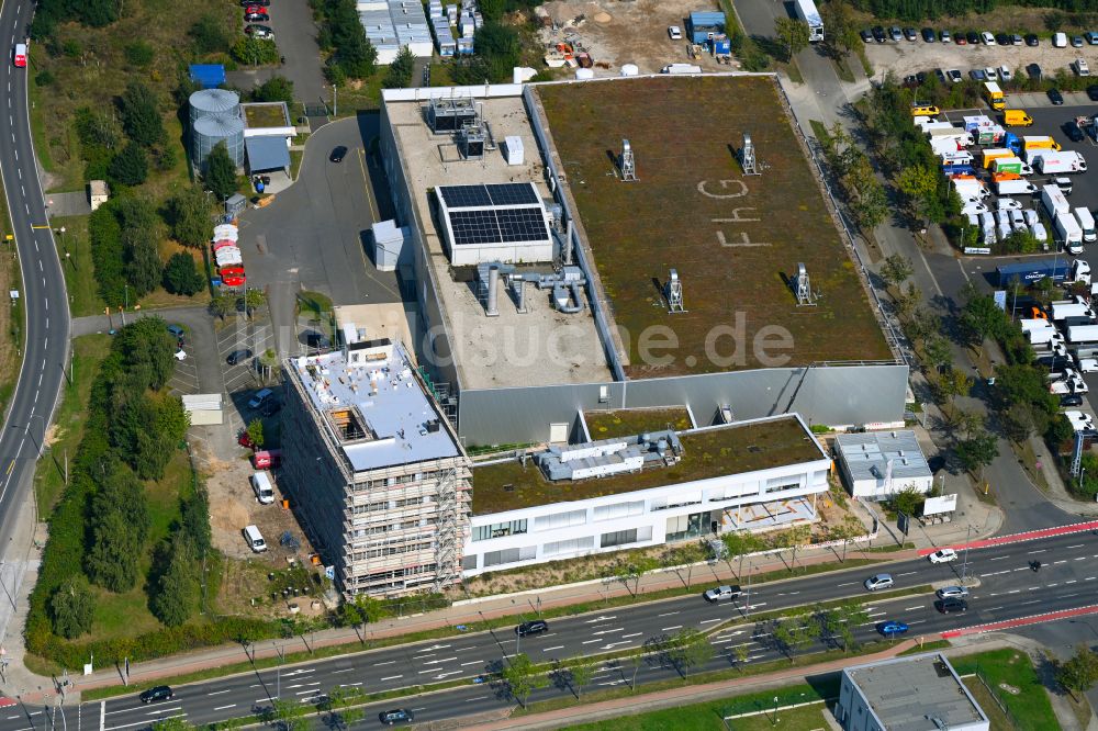 Dresden von oben - Gebäudekomplex des Institut Fraunhofer Institute for Photonic Microsystems (IPMS) - Center Nanoelectronic Technologies (CNT) in Dresden im Bundesland Sachsen, Deutschland