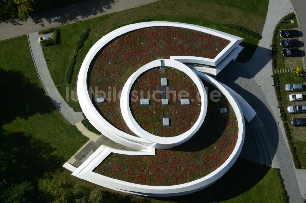 Heidelberg von oben - Gebäudekomplex des Institut Haus der Astronomie im Max-Planck-Institut für Astronomie in Heidelberg im Bundesland Baden-Württemberg