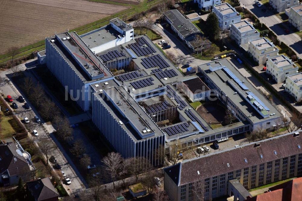 Berlin aus der Vogelperspektive: Gebäudekomplex des Institut Kunsthistorisches Institut der FU Berlin im Ortsteil Dahlem in Berlin