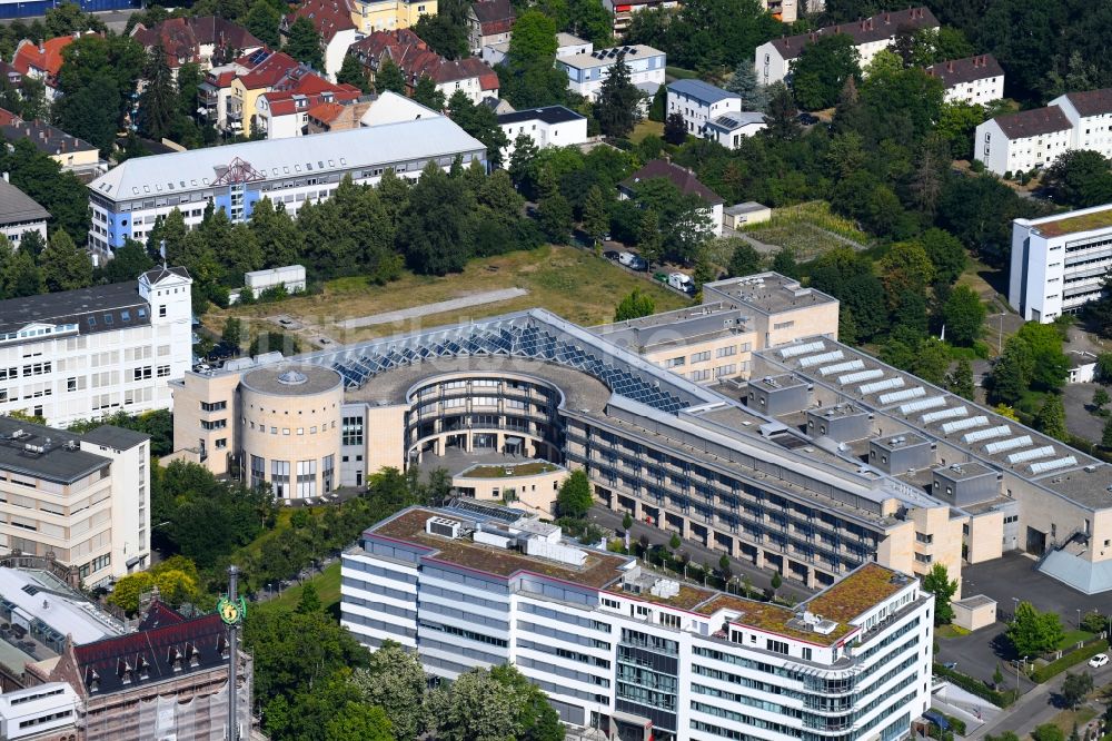 Karlsruhe aus der Vogelperspektive: Gebäudekomplex des Institut Max Rubner-Institut in Karlsruhe im Bundesland Baden-Württemberg, Deutschland