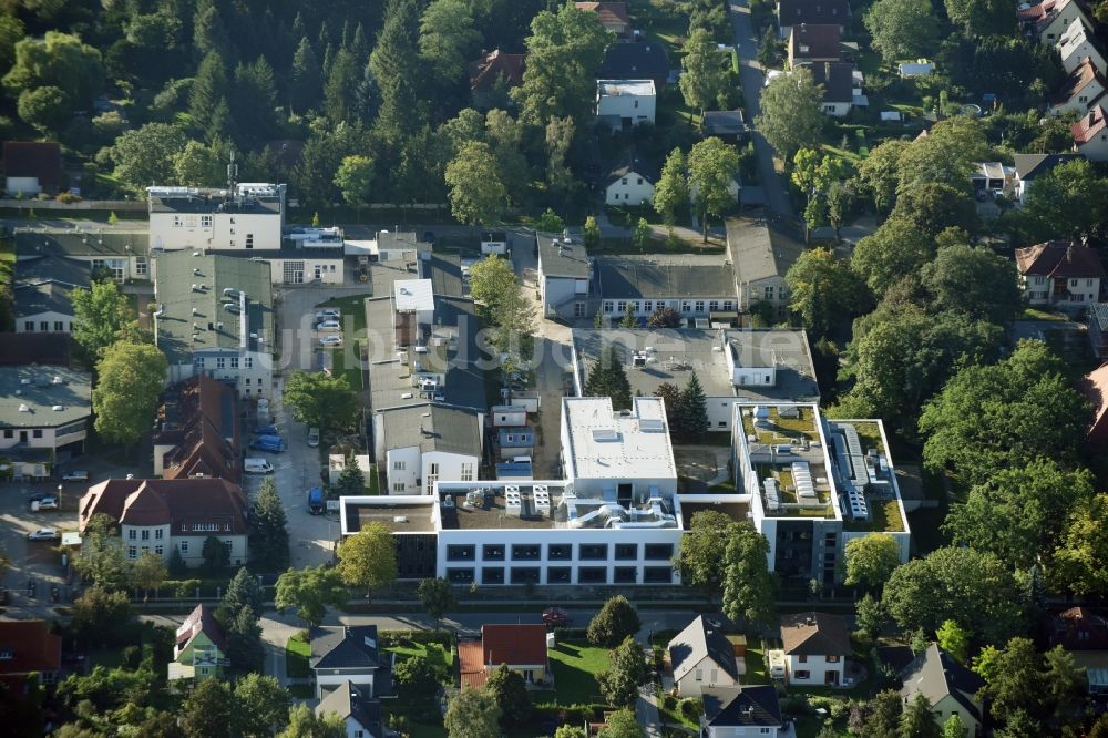 Luftbild Teltow - Gebäudekomplex des Instituts Fraunhofer-Institut für Angewandte Polymerforschung IAP und Institut für Biomaterialforschung des Helmholtz-Zentrums Geesthacht in Teltow im Bundesland Brandenburg