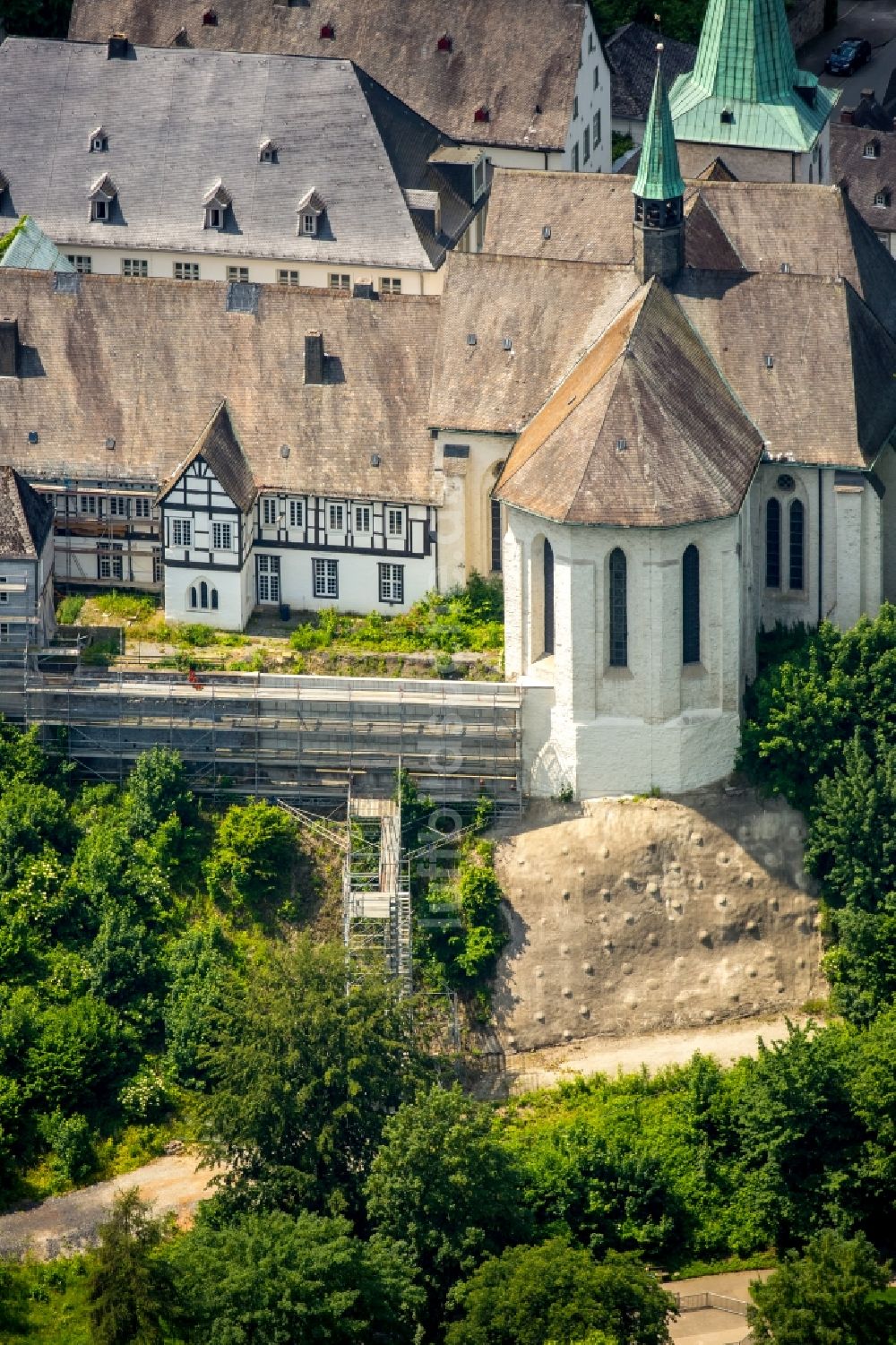 Luftaufnahme Arnsberg - Gebäudekomplex des Klosters in Arnsberg im Bundesland Nordrhein-Westfalen