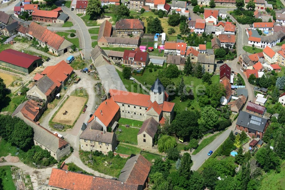 Luftbild Gröningen - Gebäudekomplex des Klosters in Gröningen im Bundesland Sachsen-Anhalt