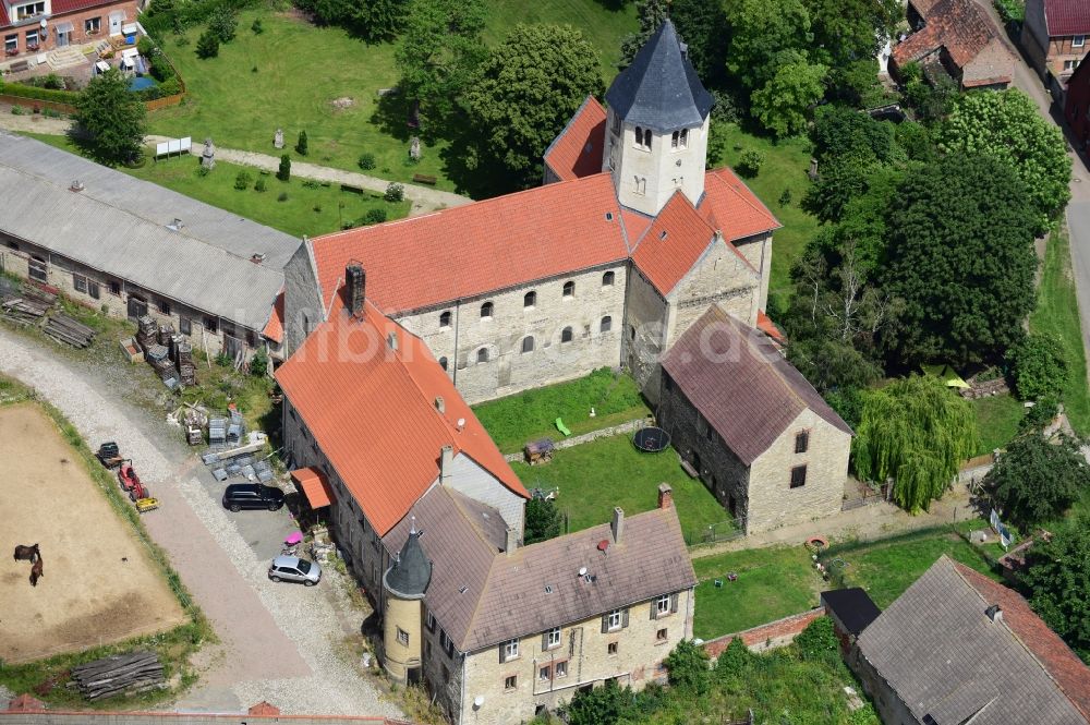 Gröningen von oben - Gebäudekomplex des Klosters in Gröningen im Bundesland Sachsen-Anhalt