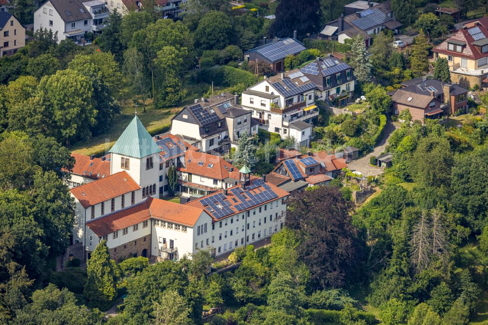 Luftbild Witten - Gebäudekomplex des Klosters Kloster der Karmelitinnen in Witten im Bundesland Nordrhein-Westfalen, Deutschland