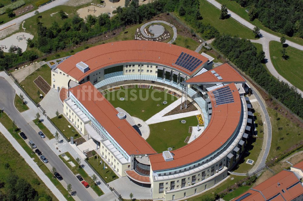 Luftbild München - Gebäudekomplex des Klosters in München im Bundesland Bayern, Deutschland