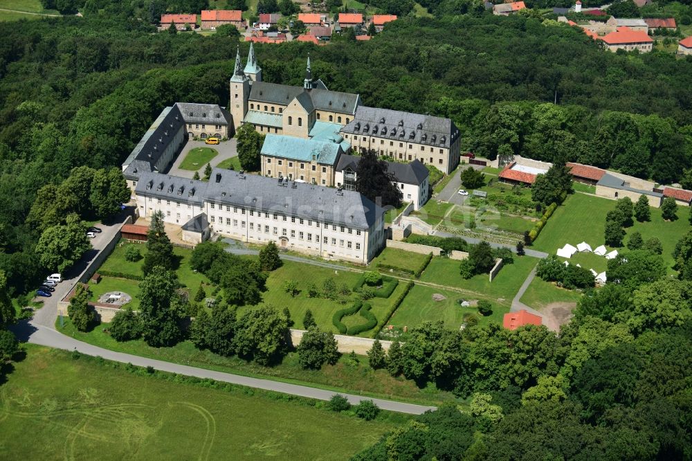 Luftaufnahme Huy - Gebäudekomplex des Klosters im Ortsteil Dingelstedt in Huy im Bundesland Sachsen-Anhalt, Deutschland