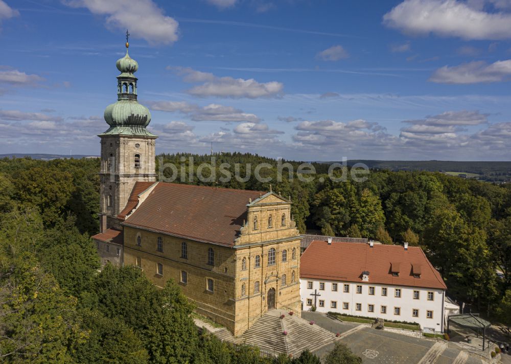 Amberg aus der Vogelperspektive: Gebäudekomplex des Klosters im Ortsteil Speckmannshof in Amberg im Bundesland Bayern