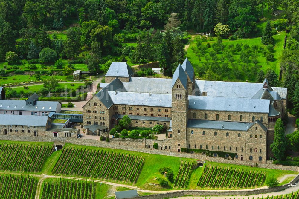 Rüdesheim am Rhein aus der Vogelperspektive: Gebäudekomplex des Klosters im Ortsteil Windeck in Rüdesheim am Rhein im Bundesland Hessen, Deutschland