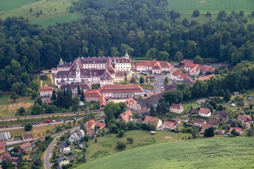 Luftbild Ostritz - Gebäudekomplex des Klosters in Ostritz im Bundesland Sachsen, Deutschland