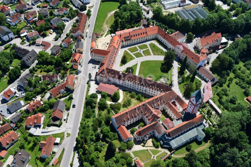 Scheyern aus der Vogelperspektive: Gebäudekomplex des Klosters in Scheyern im Bundesland Bayern, Deutschland