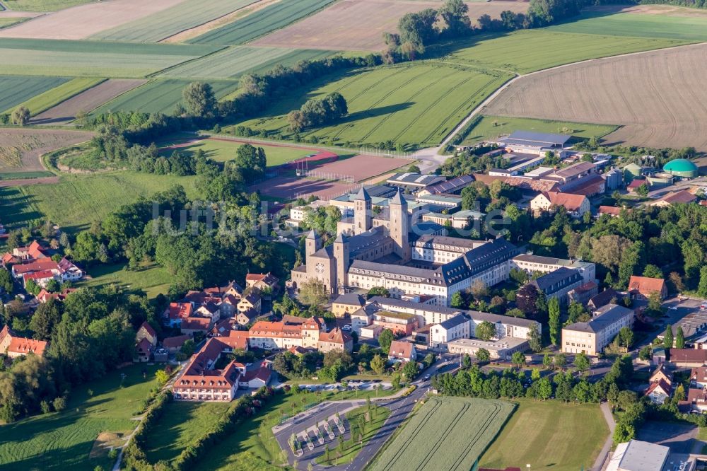 Luftaufnahme Schwarzach am Main - Gebäudekomplex des Klosters in Schwarzach am Main im Bundesland Bayern, Deutschland