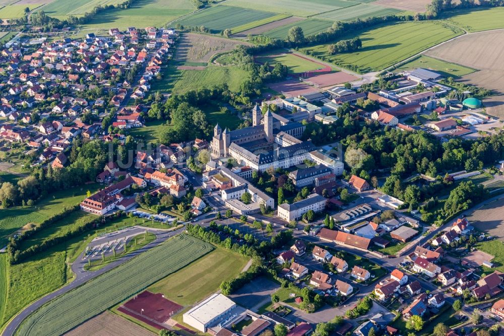 Luftbild Schwarzach am Main - Gebäudekomplex des Klosters in Schwarzach am Main im Bundesland Bayern, Deutschland