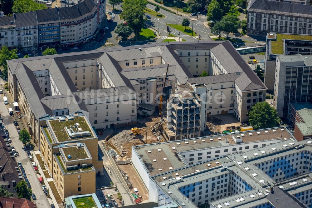 Luftaufnahme Essen - Gebäudekomplex des Land- und Amtsgericht Essen - Gericht in Essen im Bundesland Nordrhein-Westfalen