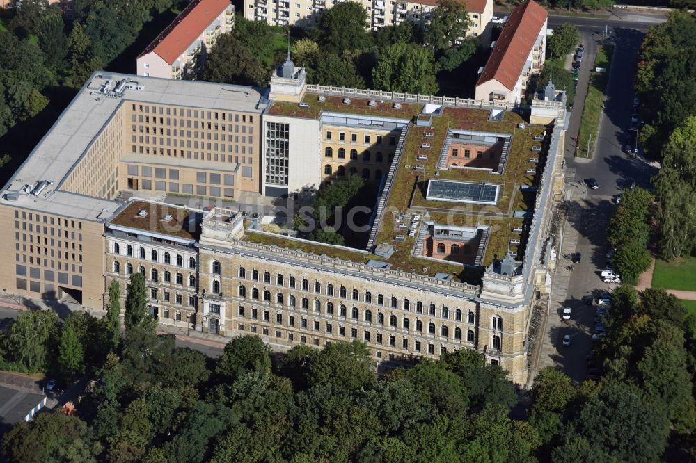 Dresden von oben - Gebäudekomplex des und Landgericht Dresden an der Lothringer Straße - Gericht in in Dresden im Bundesland Sachsen