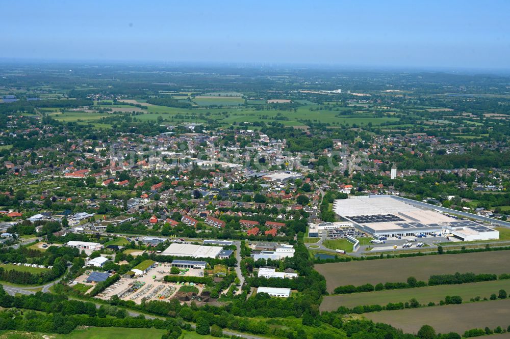 Luftbild Nortorf - Gebäudekomplex und Logistikzentrum auf dem Gelände Aldi- Zentrallager in Nortorf im Bundesland Schleswig-Holstein, Deutschland
