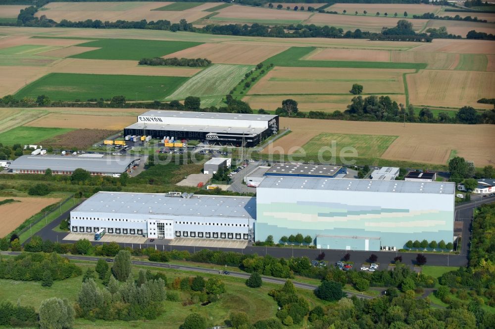 Luftaufnahme Koblenz - Gebäudekomplex und Logistikzentrum auf dem Gelände der BLG LOGISTICS GROUP AG & Co. KG an der Zaunheimer Straße in Koblenz im Bundesland Rheinland-Pfalz, Deutschland