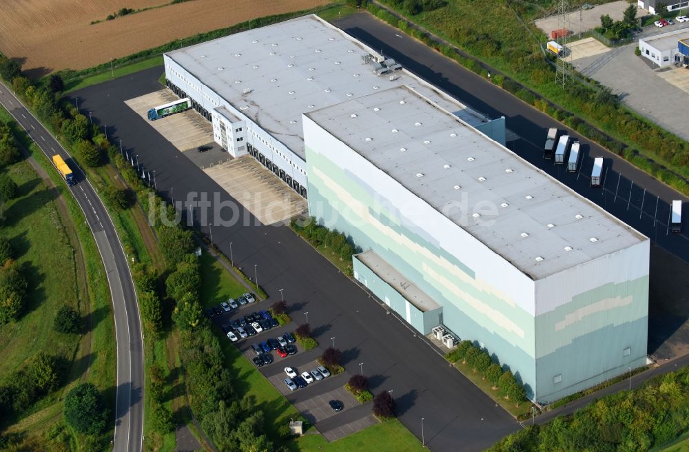 Luftaufnahme Koblenz - Gebäudekomplex und Logistikzentrum auf dem Gelände der BLG LOGISTICS GROUP AG & Co. KG an der Zaunheimer Straße in Koblenz im Bundesland Rheinland-Pfalz, Deutschland