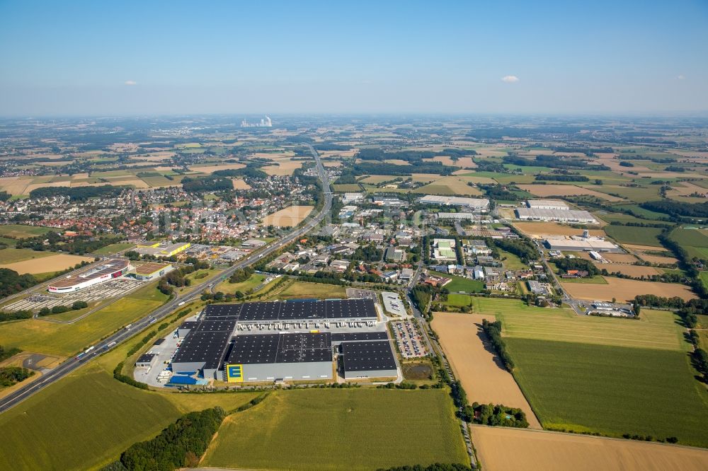 Luftbild Rhynern - Gebäudekomplex und Logistikzentrum auf dem Gelände des Edeka Hamm Logistikzentrums in Rhynern im Bundesland Nordrhein-Westfalen