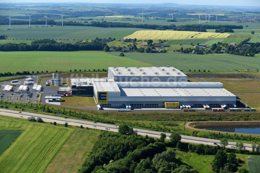 Striegistal von oben - Gebäudekomplex und Logistikzentrum auf dem Gelände EDEKA Zentrallager S34 in Striegistal im Bundesland Sachsen, Deutschland