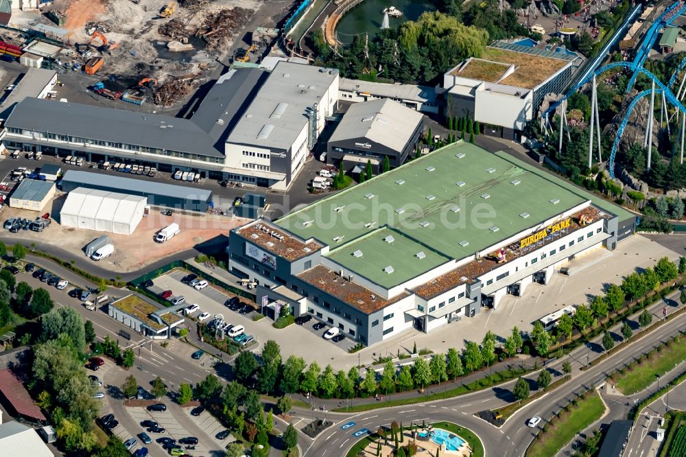 Rust von oben - Gebäudekomplex und Logistikzentrum auf dem Gelände des Europa-Parks in Rust im Bundesland Baden-Württemberg, Deutschland