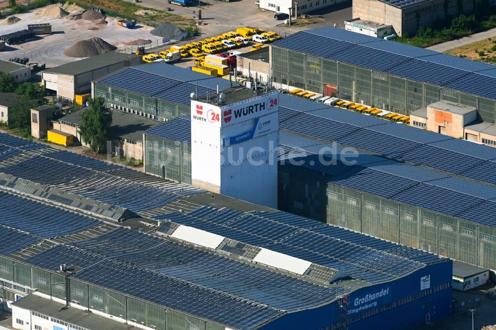 Magdeburg von oben - Gebäudekomplex und Logistikzentrum auf dem Gelände des Gewerbegebiets in Magdeburg im Bundesland Sachsen-Anhalt, Deutschland