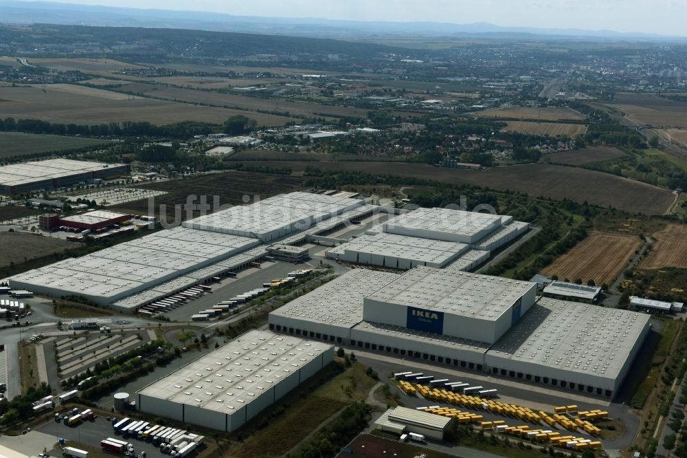 Erfurt von oben - Gebäudekomplex und Logistikzentrum auf dem Gelände des IKEA Distribution - Zentrallager In der Langen Else in Erfurt im Bundesland Thüringen