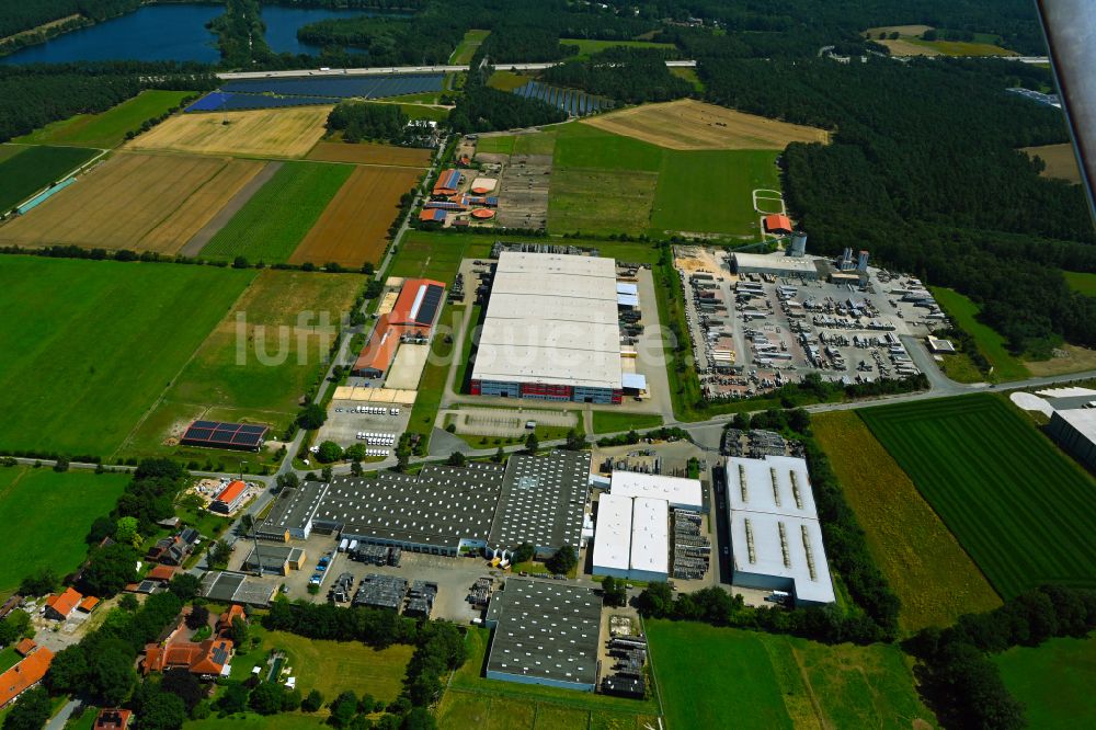 Meitze von oben - Gebäudekomplex und Logistikzentrum auf dem Gelände Lekkerland Logistikzentrum in Meitze im Bundesland Niedersachsen, Deutschland