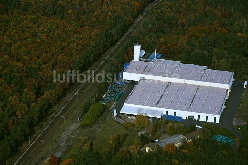 Luftaufnahme Ferch - Gebäudekomplex und Logistikzentrum auf dem Gelände der Rhenus Warehousing Solutions SE & Co. KG in Ferch im Bundesland Brandenburg, Deutschland