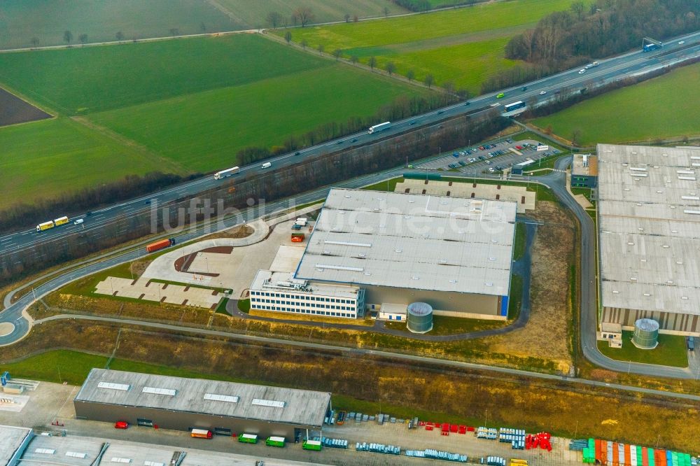 Luftaufnahme Bergkamen - Gebäudekomplex und Logistikzentrum auf dem Gelände DB Schenker an der Ernst-von-Bodelschwing-Street in Bergkamen im Bundesland Nordrhein-Westfalen, Deutschland