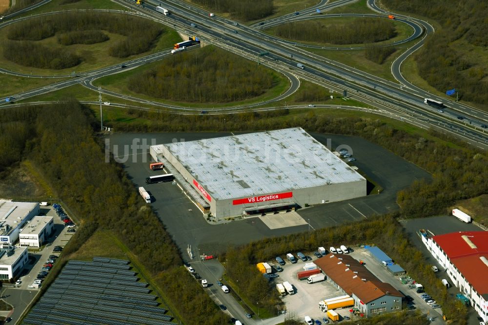 Luftbild Kürnach - Gebäudekomplex und Logistikzentrum auf dem Gelände am Wachtelberg in Kürnach im Bundesland Bayern, Deutschland