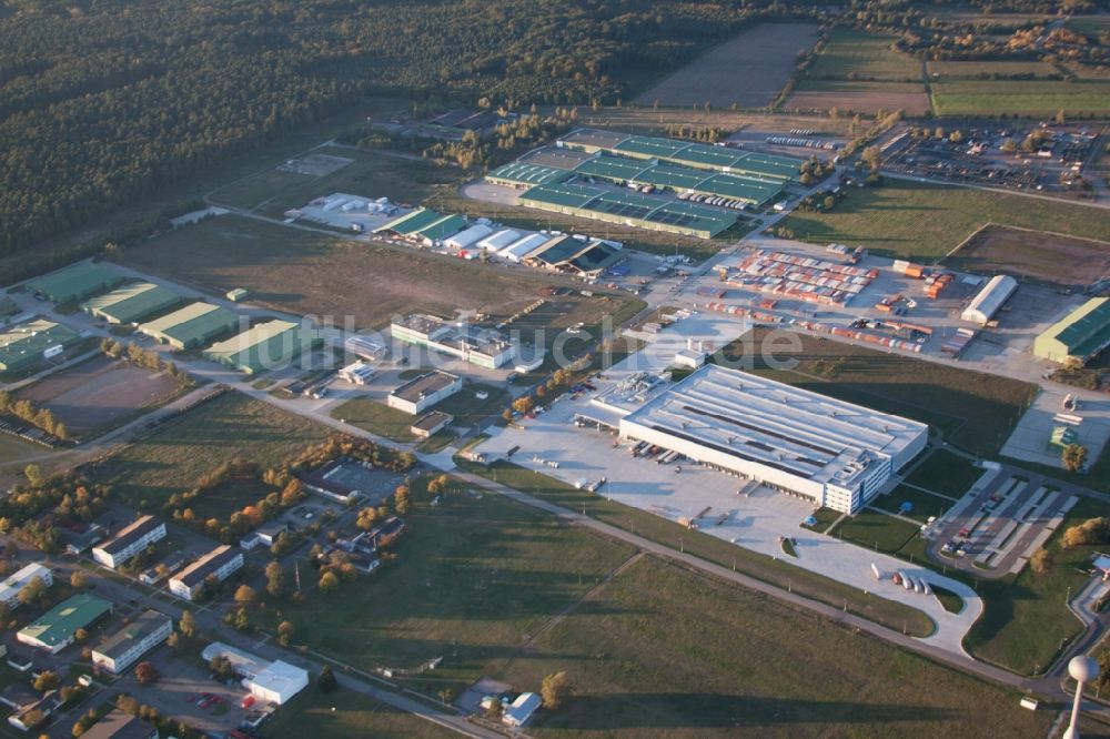 Luftbild Germersheim - Gebäudekomplex und Logistikzentrum auf dem militärischen Übungsgelände Germersheim US-Army Depot in Germersheim im Bundesland Rheinland-Pfalz, Deutschland