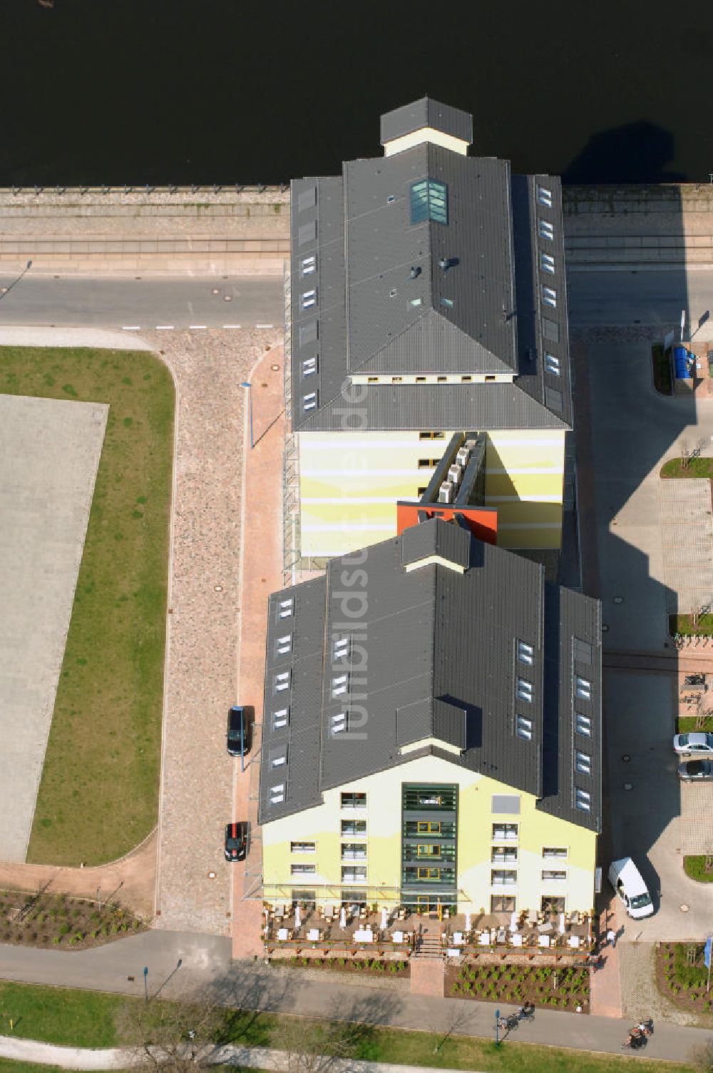 MAGDEBURG von oben - Gebäudekomplex der Magdeburger Denkfabrik