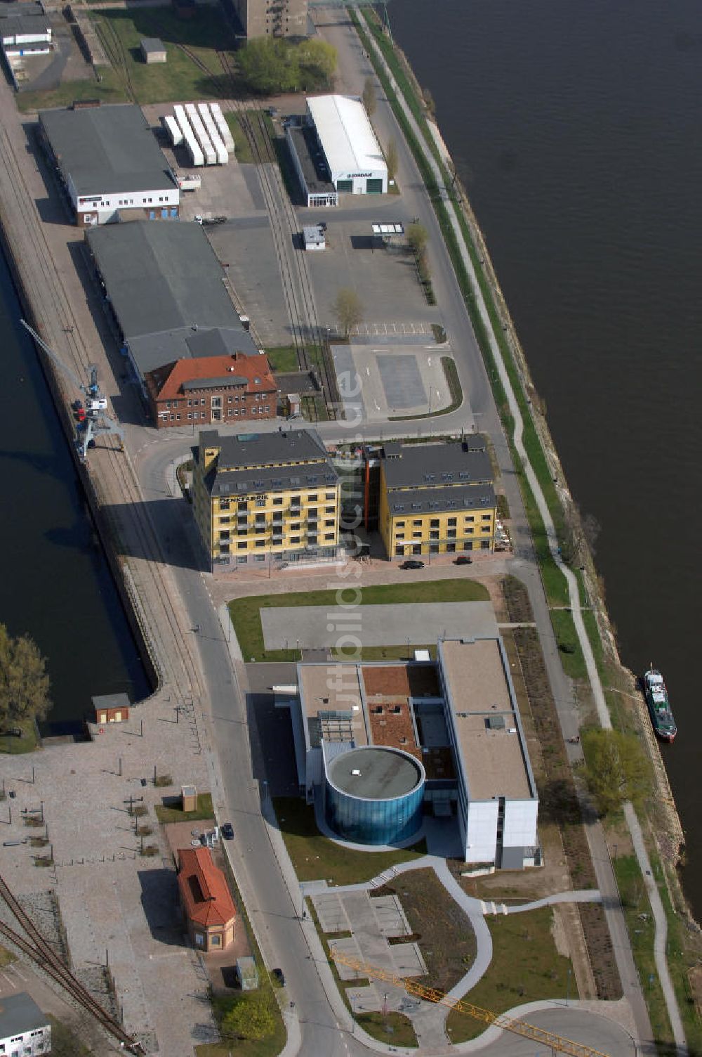 MAGDEBURG von oben - Gebäudekomplex der Magdeburger Denkfabrik