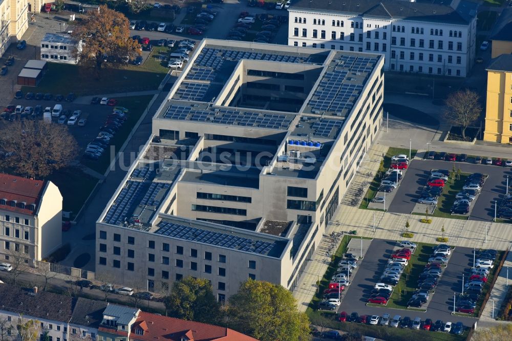 Luftaufnahme Potsdam - Gebäudekomplex des Ministerium für Arbeit, Soziales, Gesundheit, Frauen und Familie des Landes Brandenburg an der Henning-von-Tresckow-Straße im Ortsteil Innenstadt in Potsdam im Bundesland Brandenburg, Deutschland