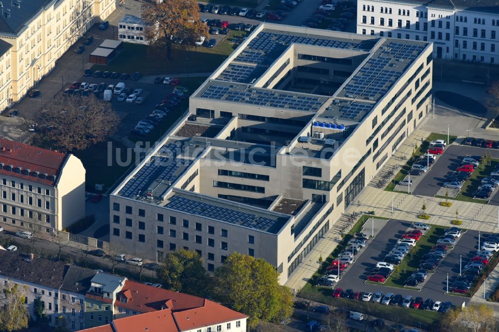 Potsdam von oben - Gebäudekomplex des Ministerium für Arbeit, Soziales, Gesundheit, Frauen und Familie des Landes Brandenburg an der Henning-von-Tresckow-Straße im Ortsteil Innenstadt in Potsdam im Bundesland Brandenburg, Deutschland