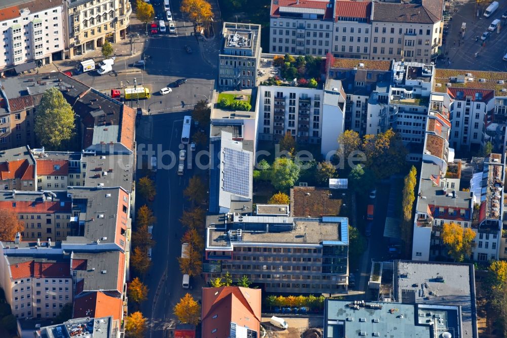 Luftbild Berlin - Gebäudekomplex des Ministerium Bundesministerium für Wirtschaft und Energie Abteilung Industriepolitik in Mitte in Berlin, Deutschland