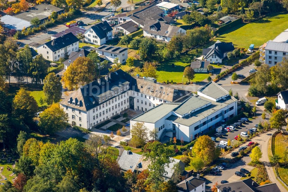 Luftbild Schmallenberg - Gebäudekomplex vom Musikbildungszentrum Südwestfalen in Schmallenberg im Bundesland Nordrhein-Westfalen